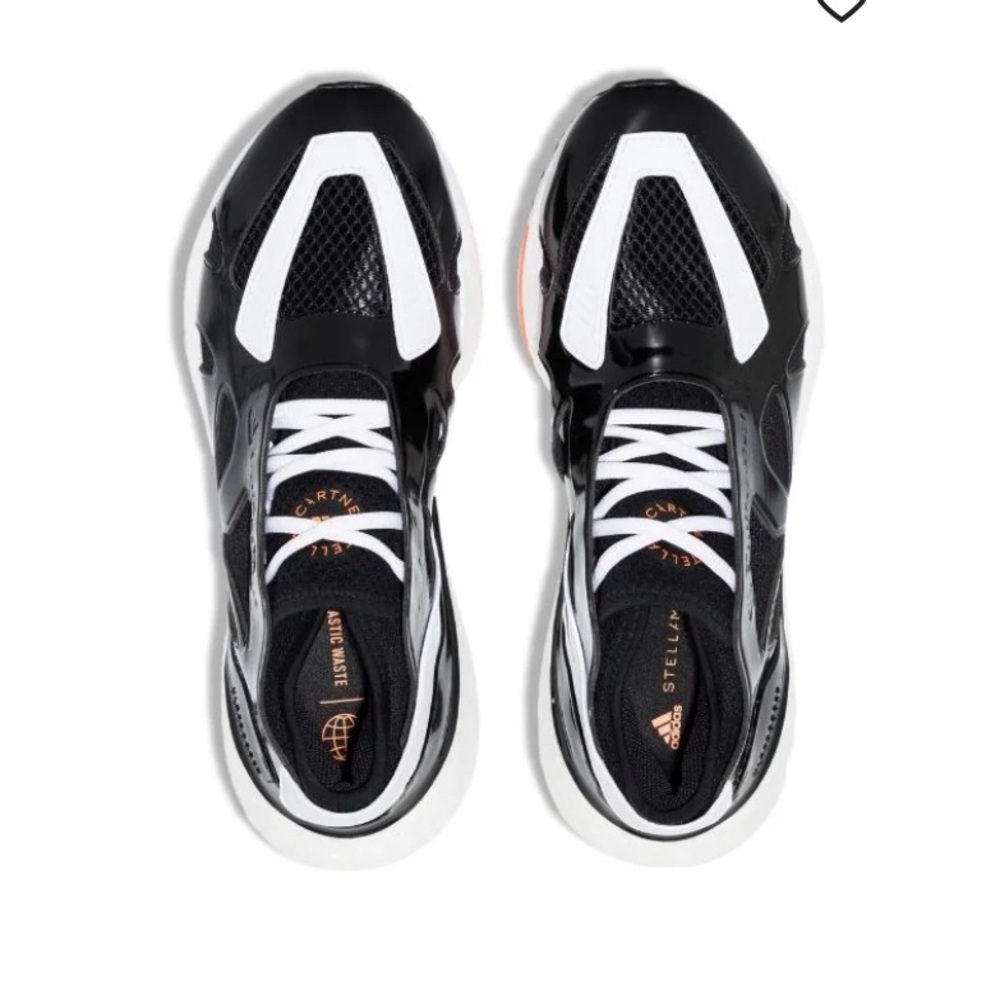 Adorable Stella McCartney/adidas sneakers.